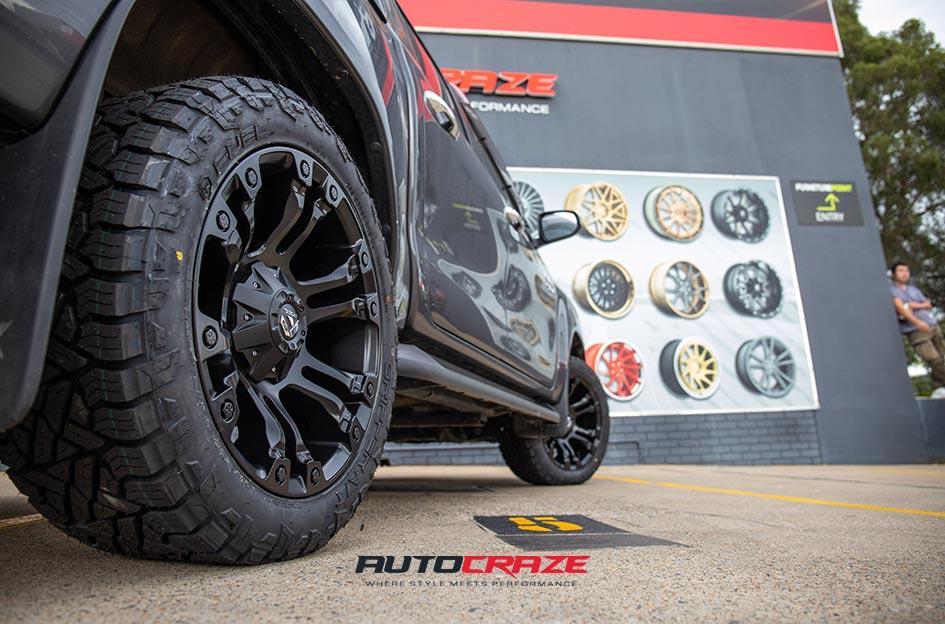 TOYOTA HILUX N80 4WD VAPOR MATTE BLACK